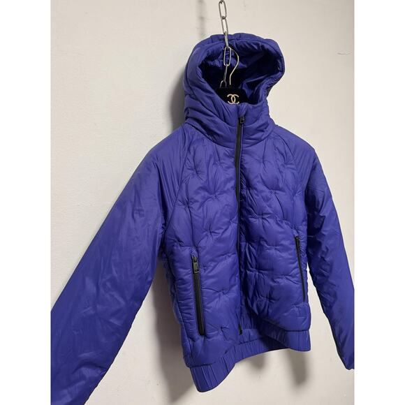 The North Face Jacket Girls Large 14/16 Purple Hooded Quilted Puffer Zip Pockets - Picture 6 of 13